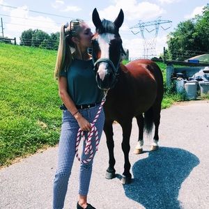 Meet your Posher, Beth